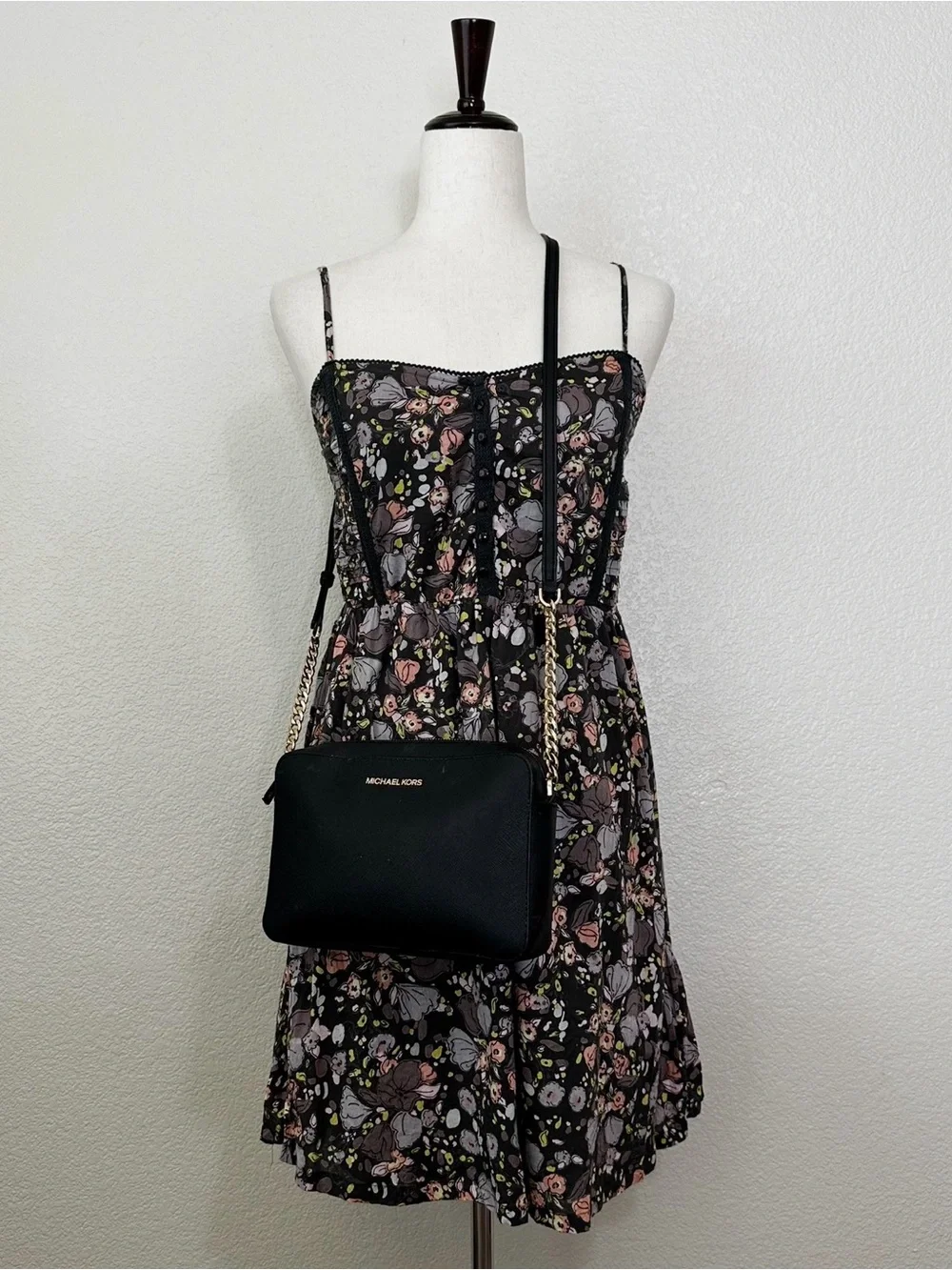 Michael Kors Jet Set Large East West Saffiano Leather Crossbody Bag